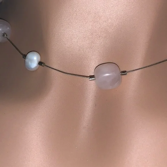 Silpada Vintage Sterling *Rose Quartz & Pearl Necklace - Picture 3 of 8